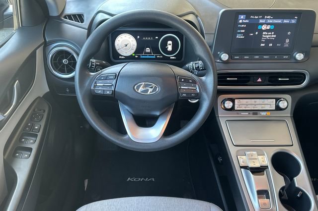 Certified 2023 Hyundai Kona SE FWD image 19