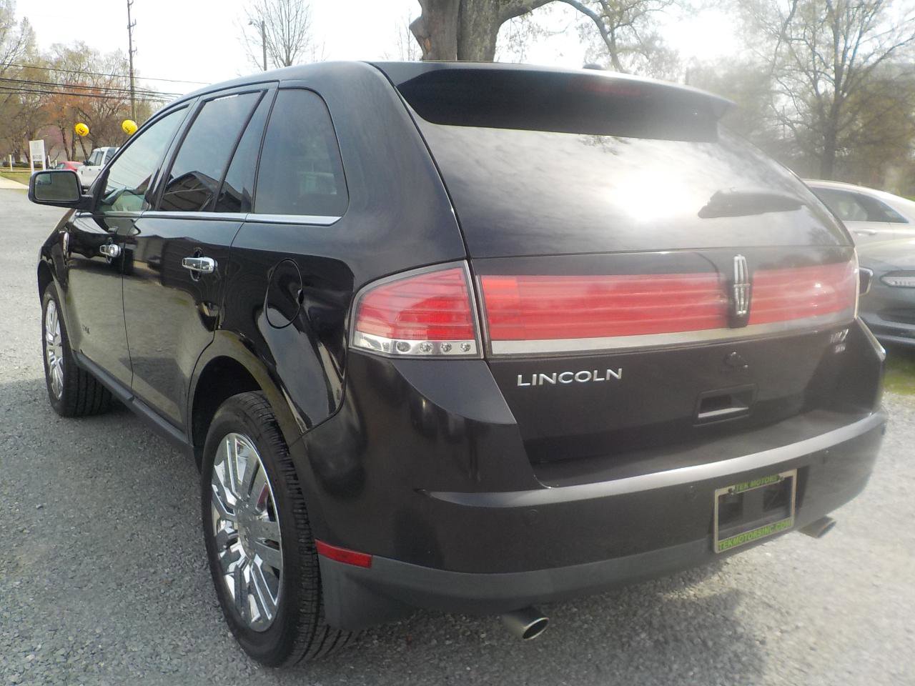 Used 2010 Lincoln MKX AWD image 3
