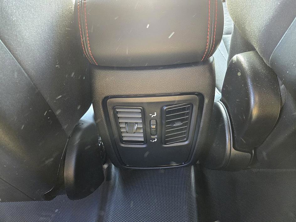 Used 2025 Dodge Durango GT w/ Blacktop Package image 14