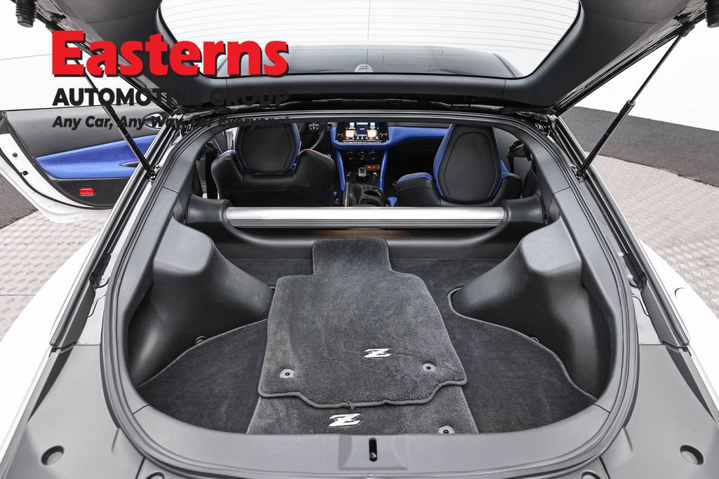 Used 2025 Nissan Z Performance w/ Floor Mat Package RWD image 8