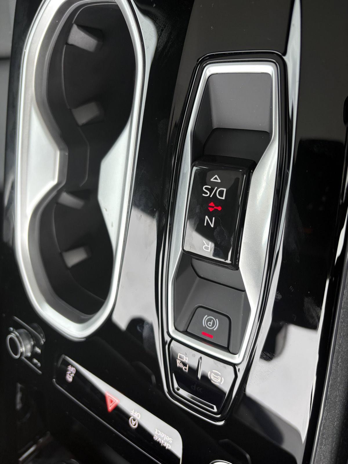 New 2026 Audi A6 Premium Plus AWD/4WD image 18
