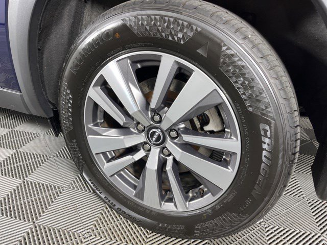 Used 2022 Nissan Pathfinder SL AWD/4WD image 11