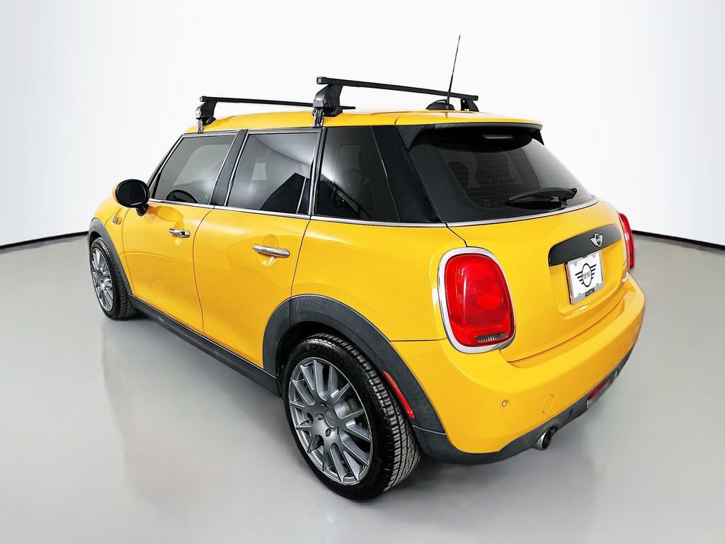 Used 2018 MINI Cooper 4-Door Hardtop FWD image 7