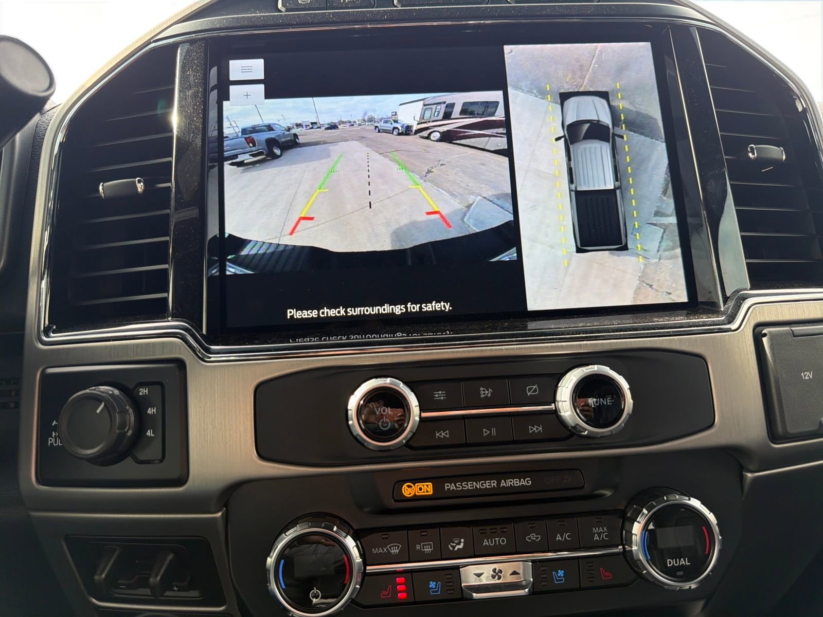 Used 2022 Ford F250 Platinum image 22