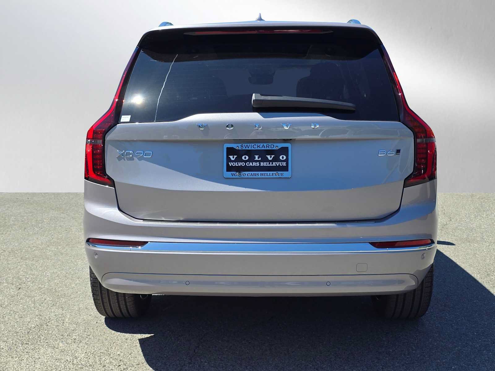 New 2026 Volvo XC90 B6 Plus w/ Protection Package AWD/4WD image 4