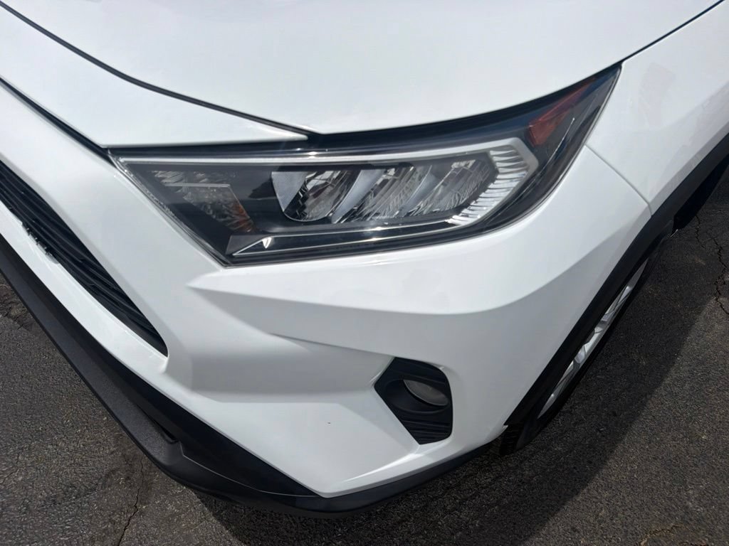 Used 2019 Toyota RAV4 XLE w/ Convenience Package AWD/4WD image 11