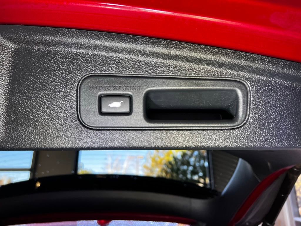 Used 2023 Acura MDX A-Spec image 60