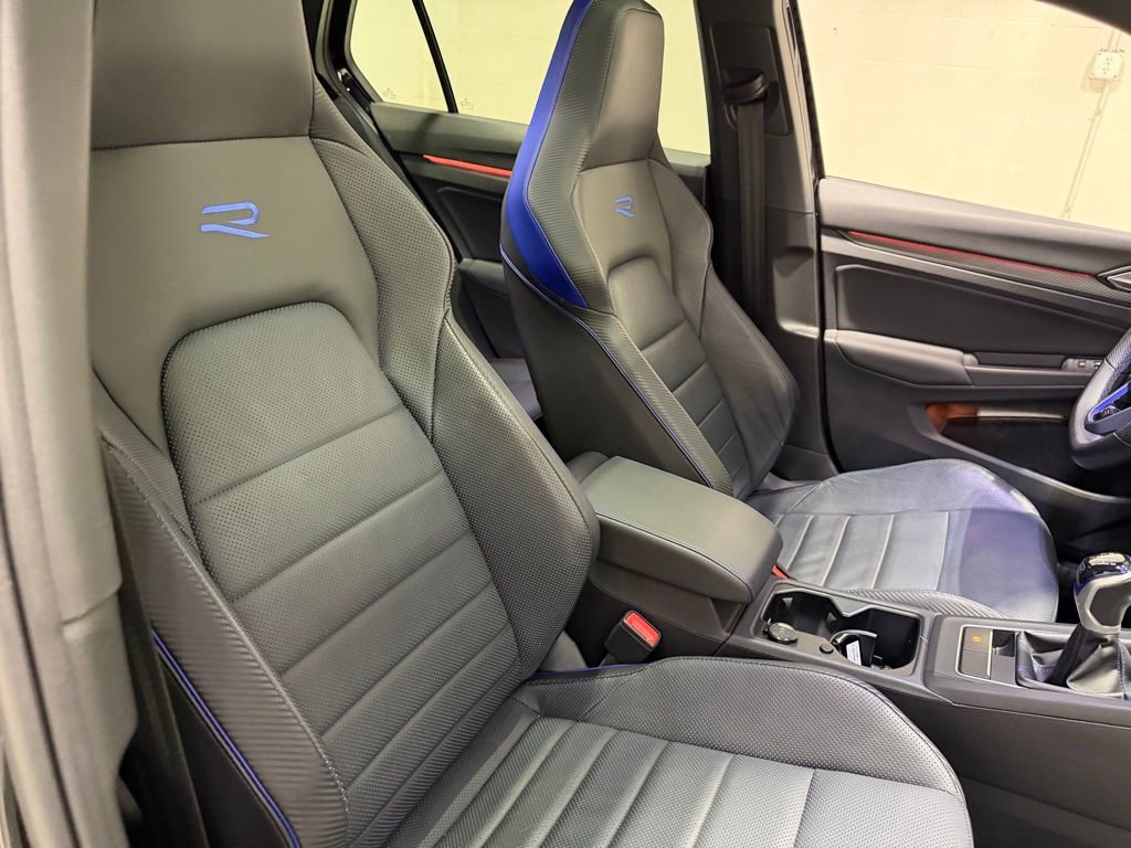 Used 2022 Volkswagen Golf R AWD/4WD image 49