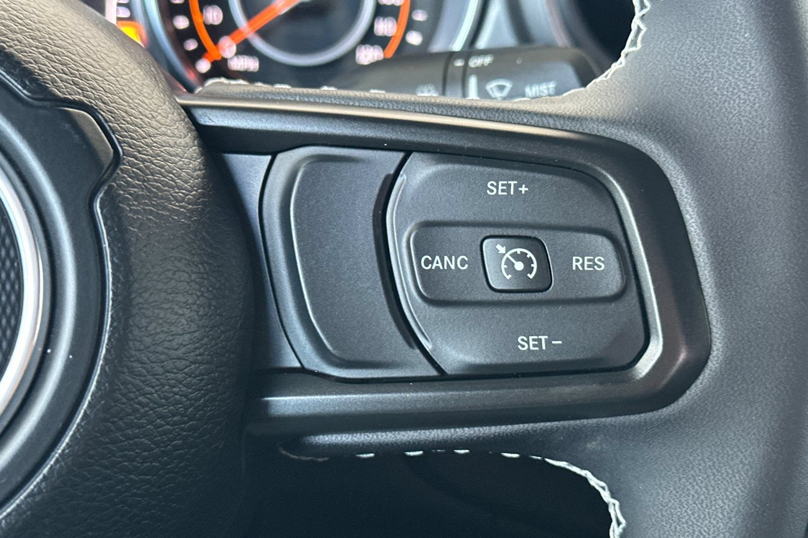 Used 2023 Jeep Gladiator Sport AWD/4WD image 31