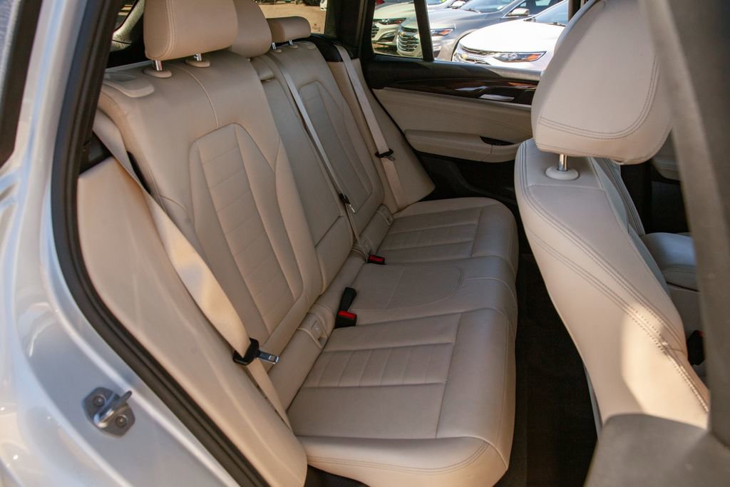 Used 2019 BMW X3 xDrive30i w/ Premium Package image 12
