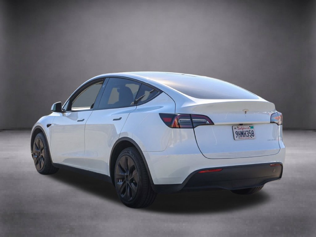 Used 2023 Tesla Model Y Long Range AWD/4WD image 6