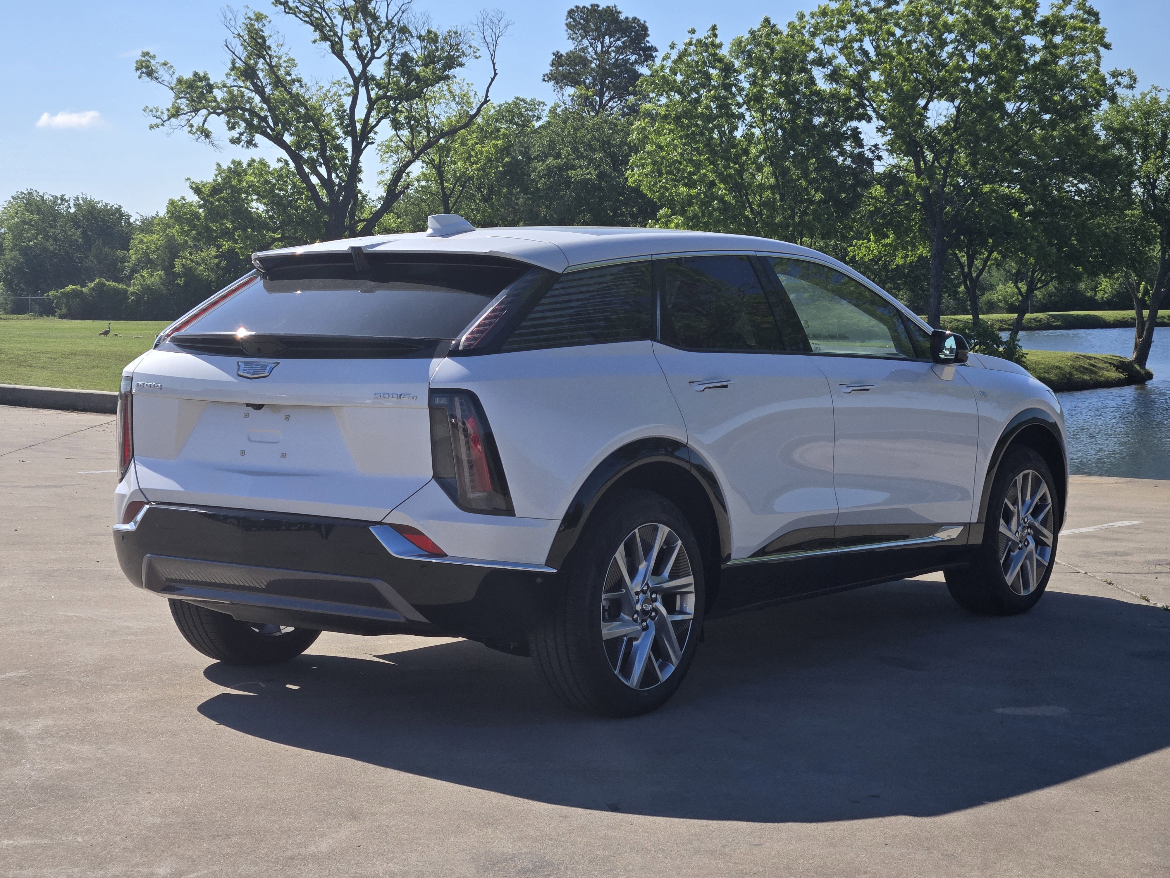 New 2025 Cadillac Optiq Luxury 1 w/ LPO, Floor Liner Package image 4