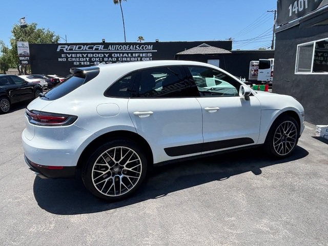 Used 2019 Porsche Macan AWD/4WD image 27