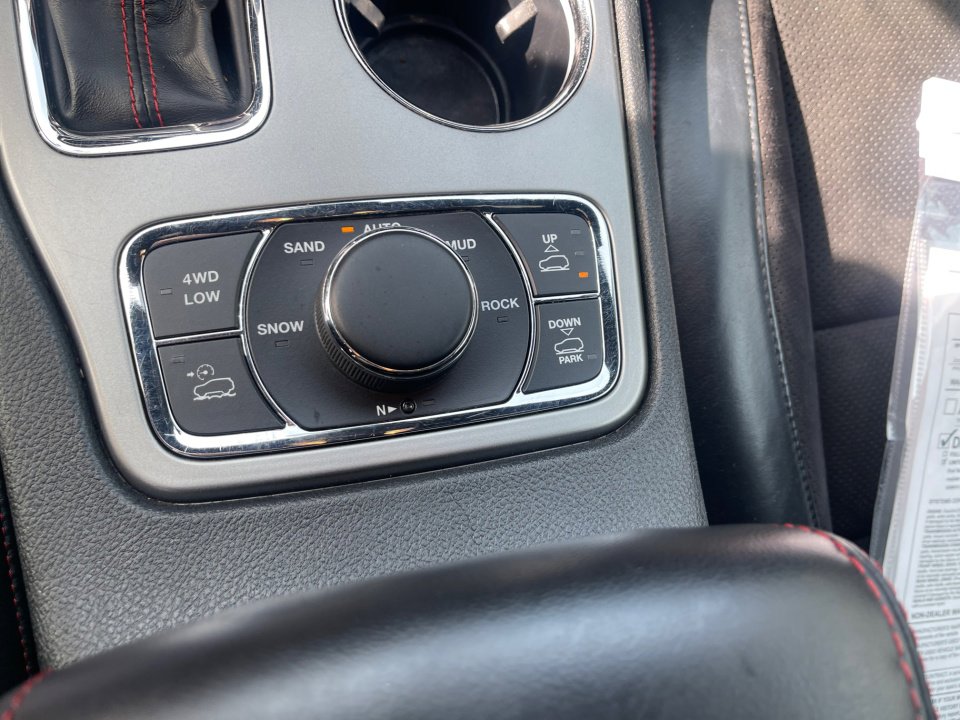 Used 2020 Jeep Grand Cherokee Trailhawk image 36