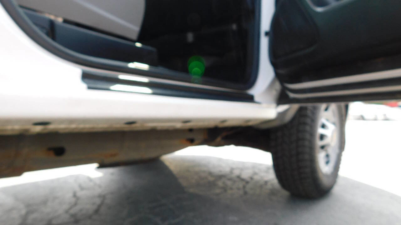 Used 2018 Chevrolet Silverado 2500 W/T image 32