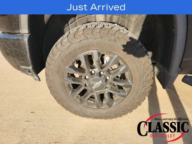Used 2025 Chevrolet Silverado 2500 LT w/ Trail Boss Package image 17