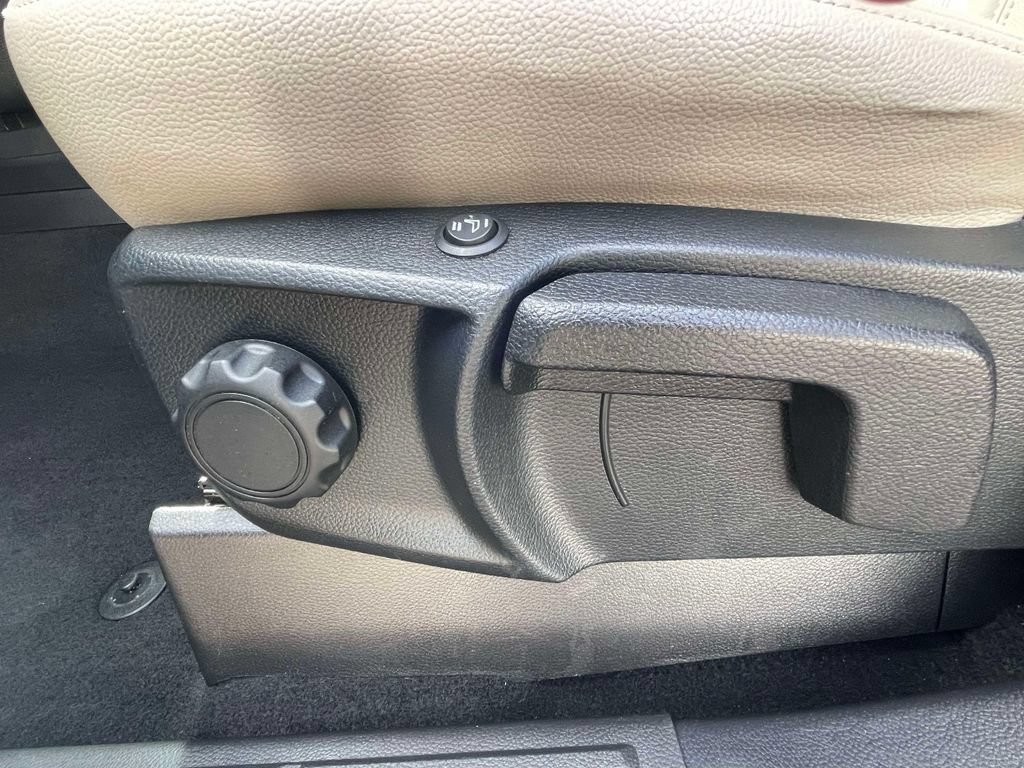 Used 2019 Ford Ranger XLT w/ Equipment Group 301A Mid RWD image 19