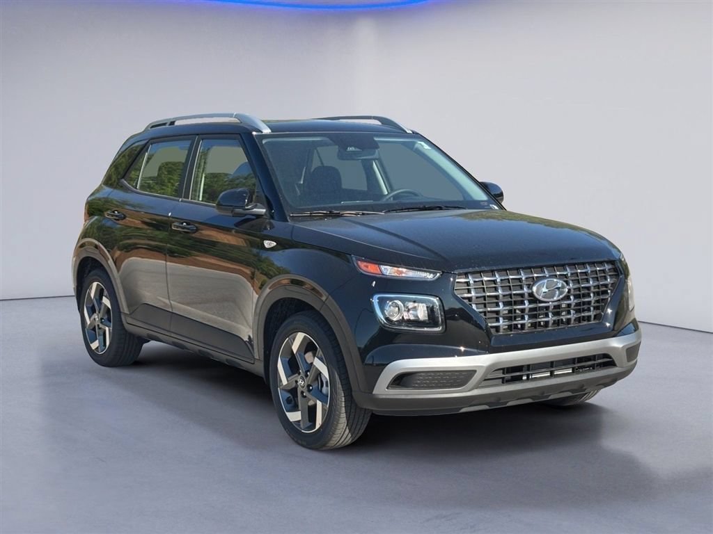 New 2026 Hyundai Venue SEL FWD image 5