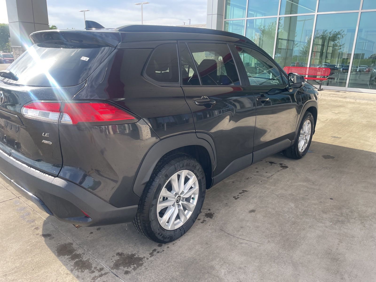 Used 2024 Toyota Corolla Cross LE image 9