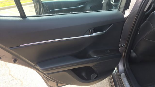 Used 2024 Toyota Camry SE w/ Convenience Package FWD image 15