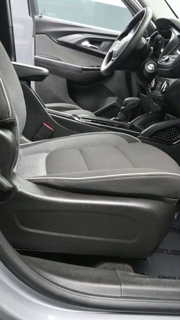 Used 2023 Chevrolet TrailBlazer LS AWD/4WD image 14