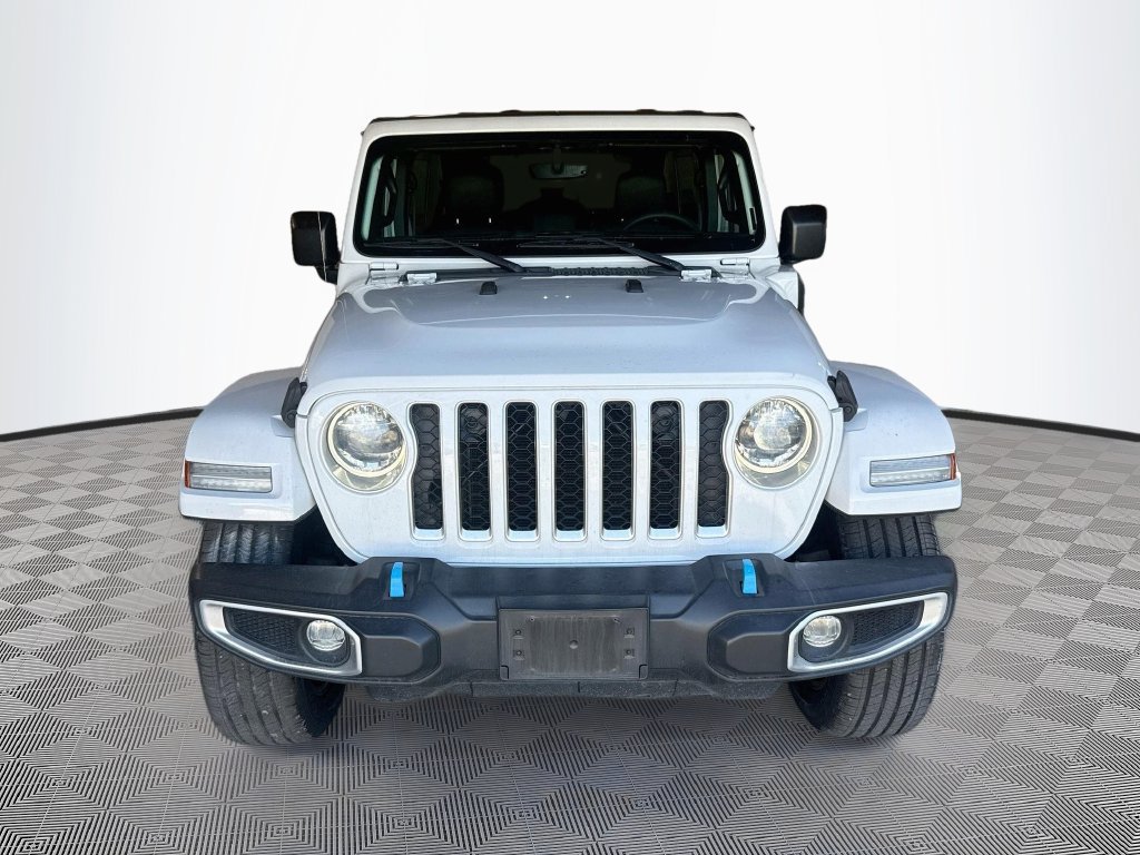 Used 2023 Jeep Wrangler Unlimited Sahara AWD/4WD image 2