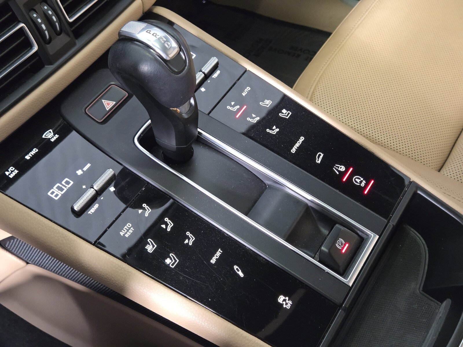 Used 2022 Porsche Macan S image 32