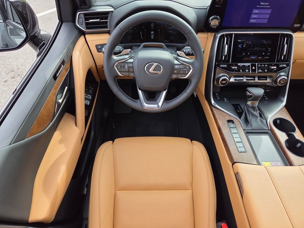 New 2026 Lexus LX 600 4WD w/ Premium Package image 5