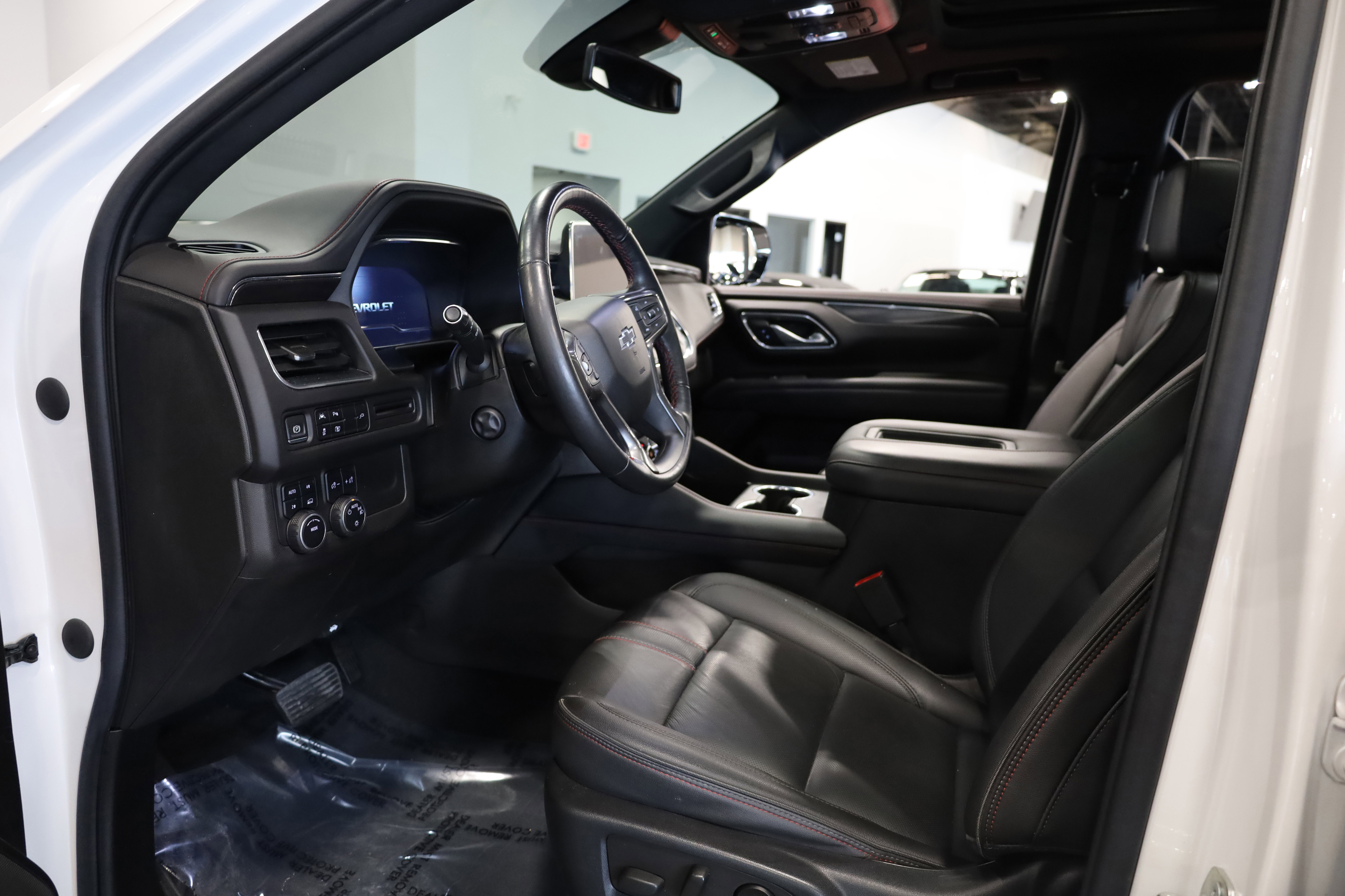 Used 2022 Chevrolet Tahoe RST w/ Luxury Package image 15