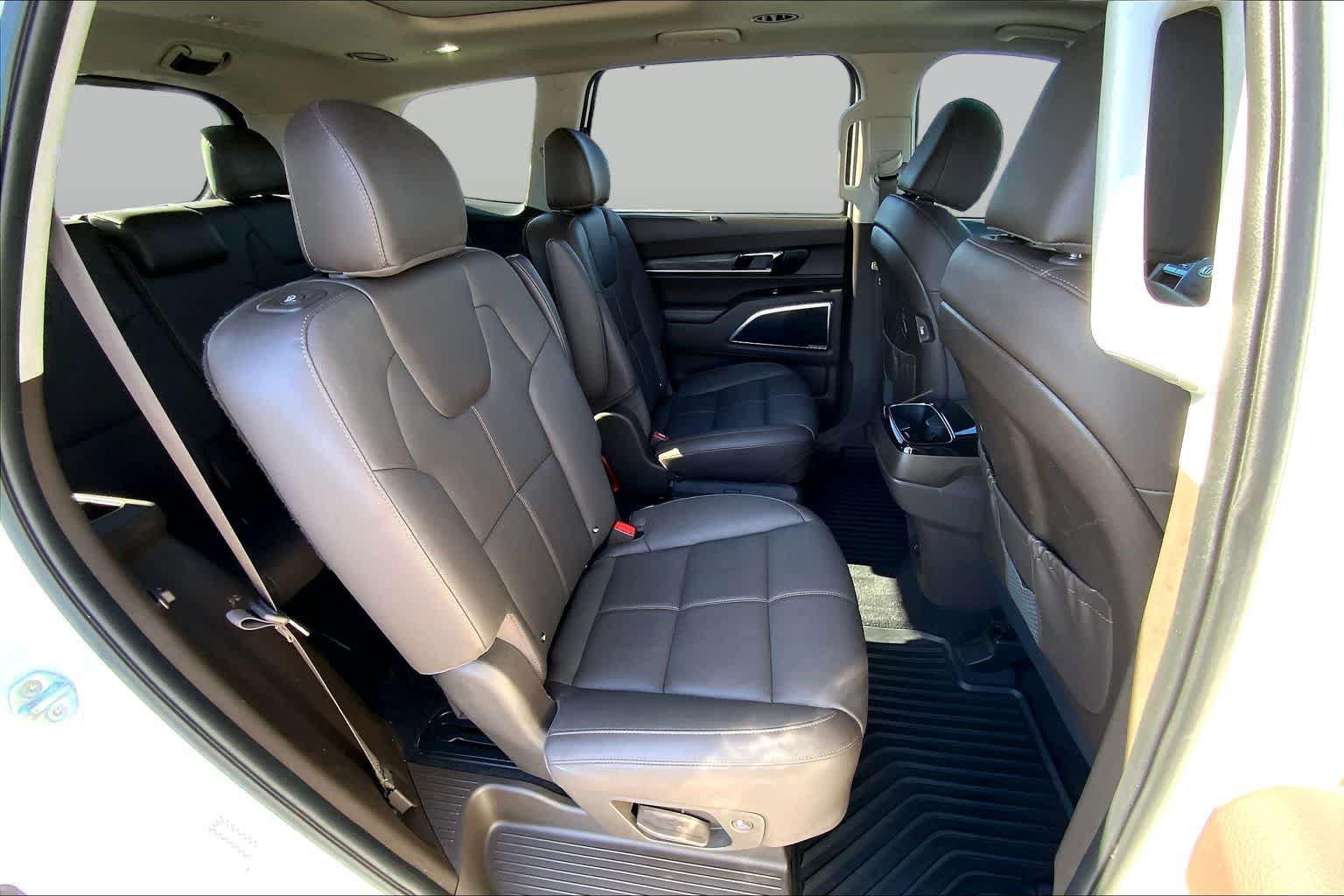 Used 2021 Kia Telluride SX w/ Towing Package FWD image 20