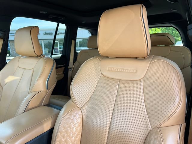 Used 2024 Jeep Grand Cherokee Summit w/ High Altitude Package AWD/4WD image 14