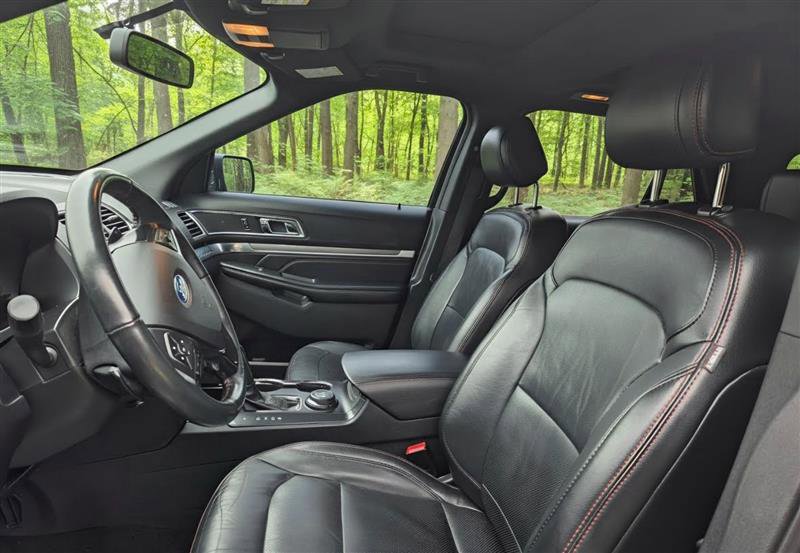 Used 2017 Ford Explorer Sport AWD/4WD image 17