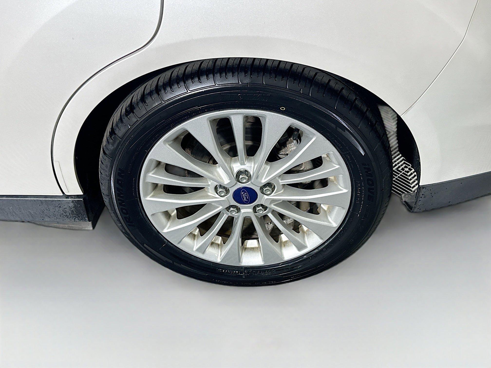 Used 2017 Ford C-MAX SE w/ Equipment Group 201A image 11