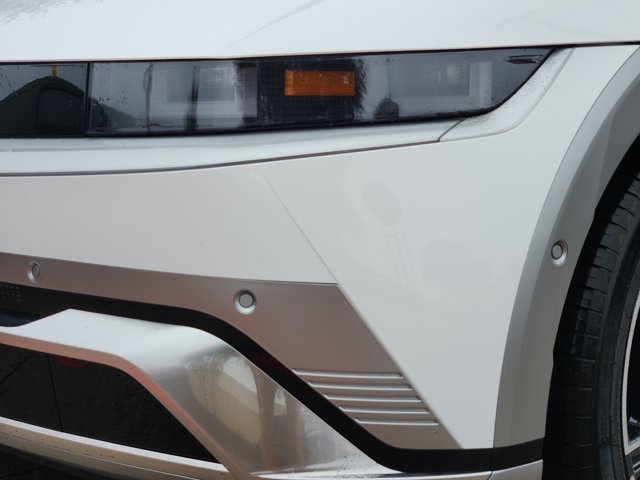 Certified 2025 Hyundai Ioniq 5 Limited image 9