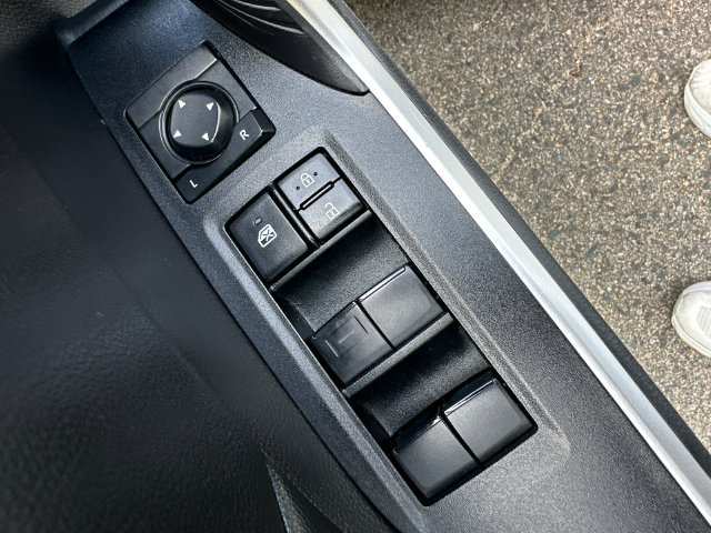 Certified 2025 Toyota RAV4 LE AWD/4WD image 30