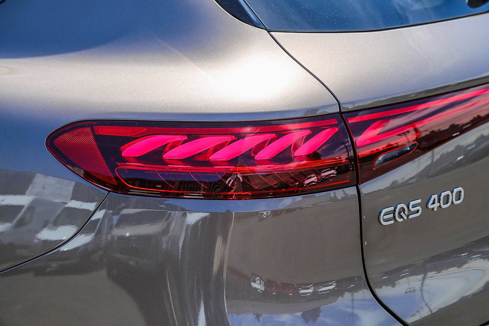 New 2026 Mercedes-Benz EQS 400 4MATIC SUV image 8