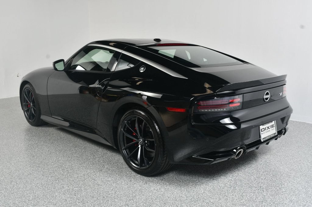 Used 2024 Nissan Z Performance w/ Floor Mat Package RWD image 7