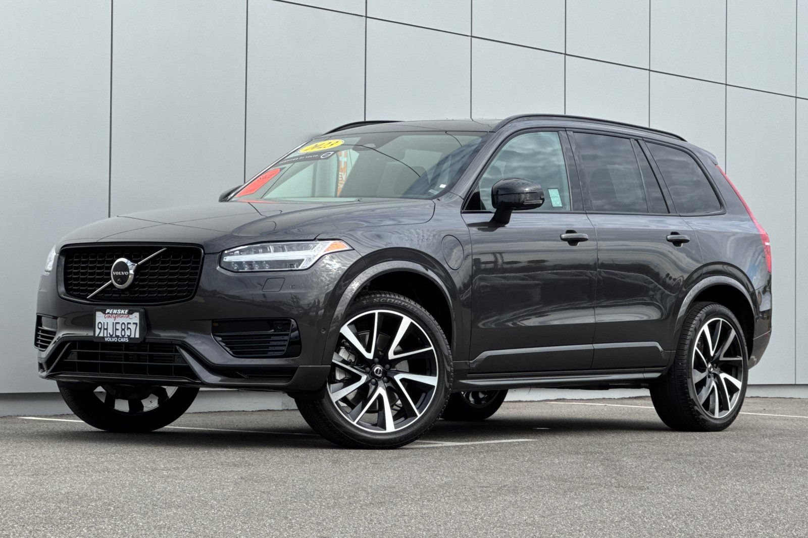 Used 2023 Volvo XC90 T8 Plus AWD/4WD image 1
