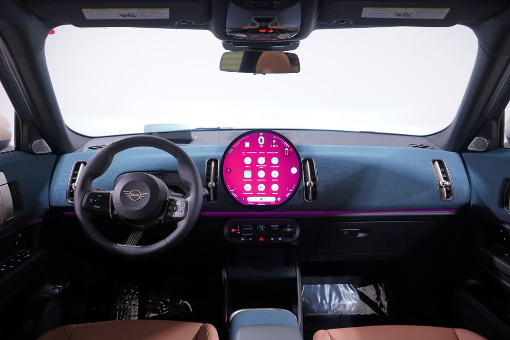 Used 2025 MINI Cooper Countryman SE w/ Comfort Package Max image 10