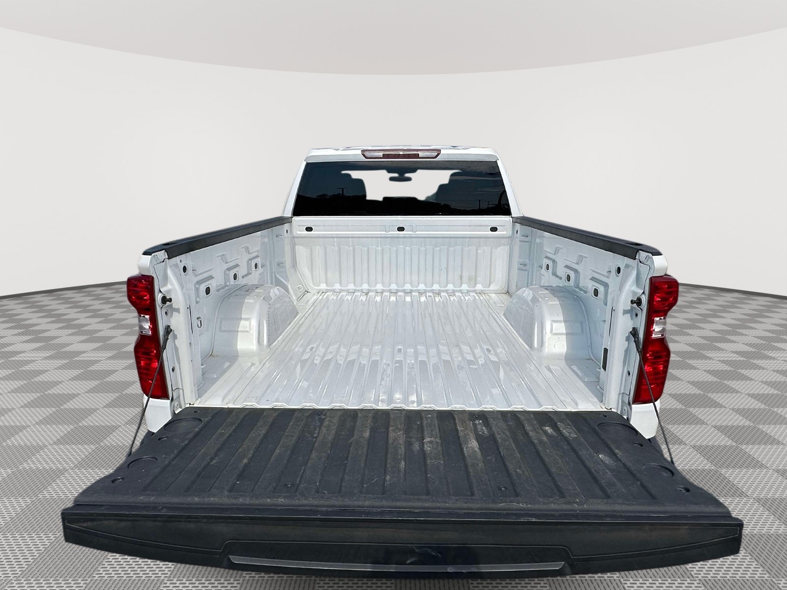 Used 2022 Chevrolet Silverado 1500 LT AWD/4WD image 32