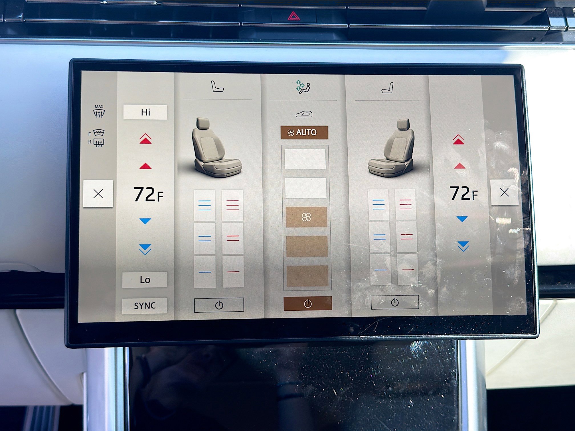 Used 2024 Land Rover Range Rover Long Wheelbase SE image 36