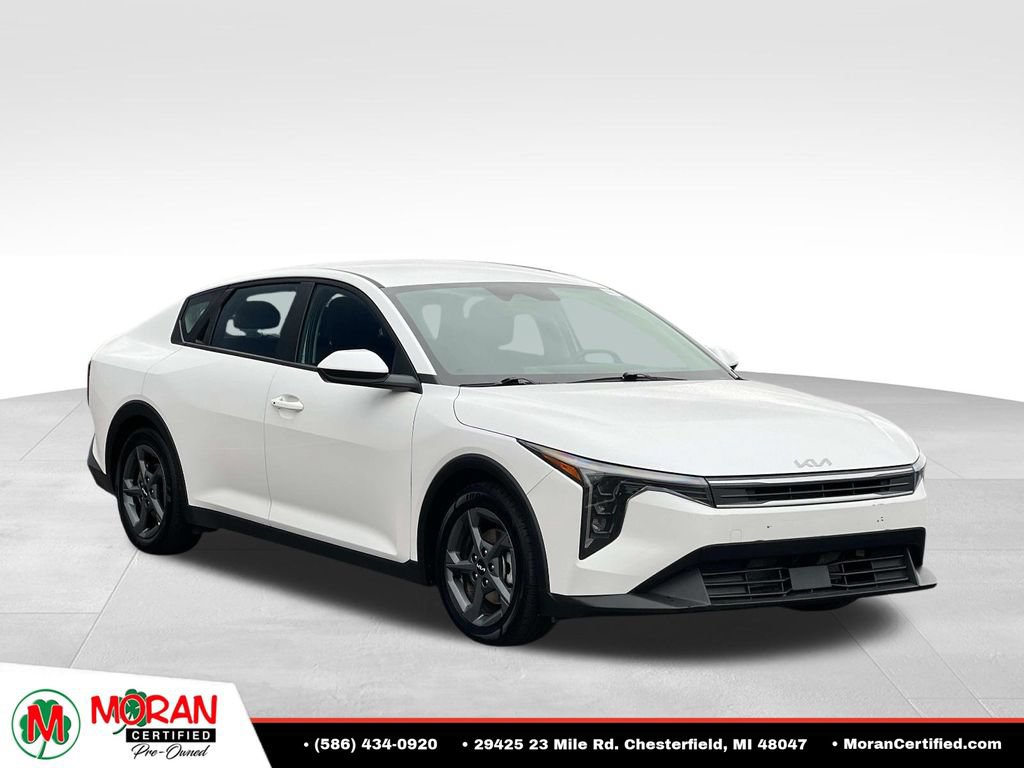 Used 2025 Kia K4 FWD image 7