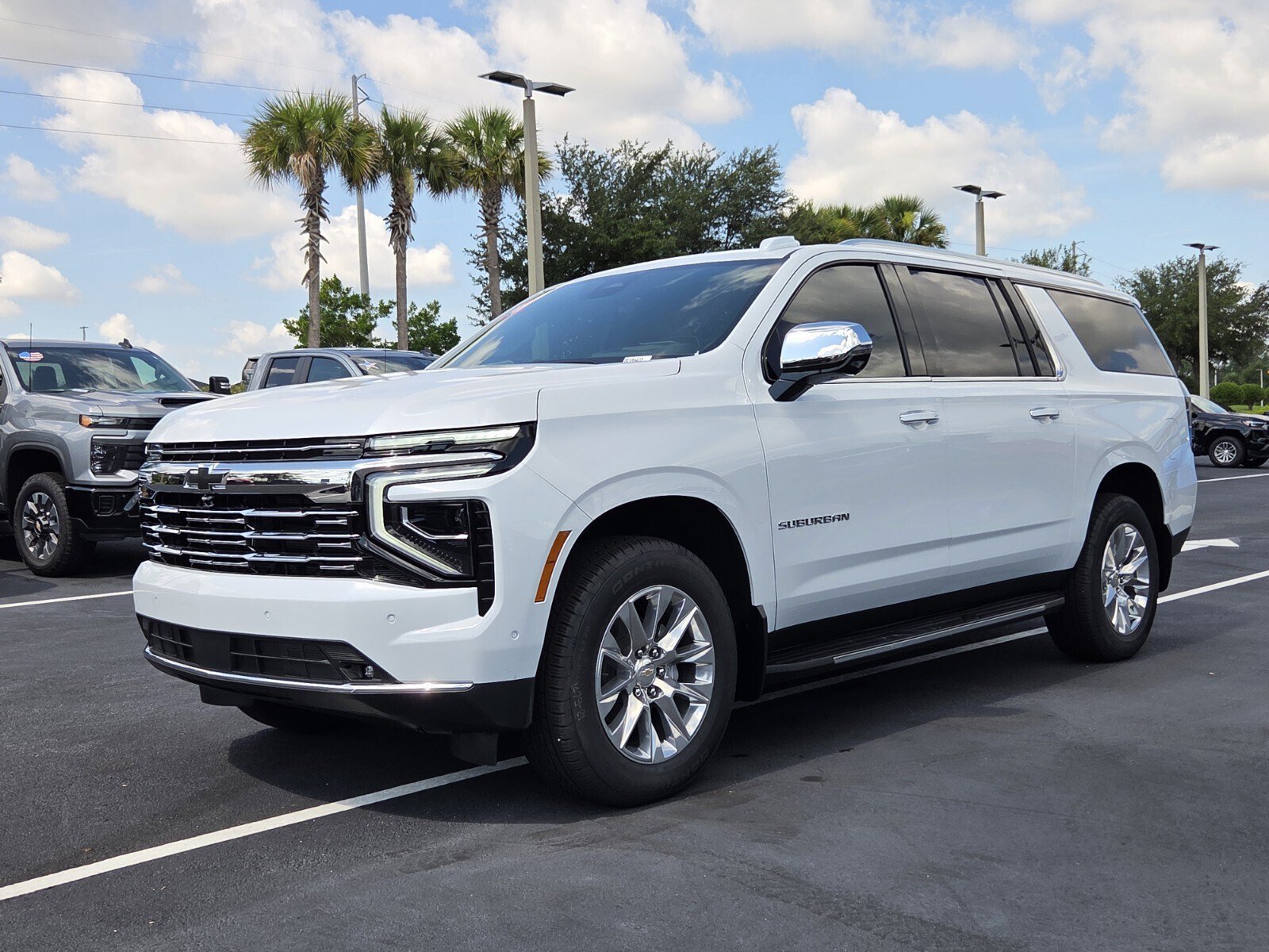 New 2026 Chevrolet Suburban Premier AWD/4WD image 2