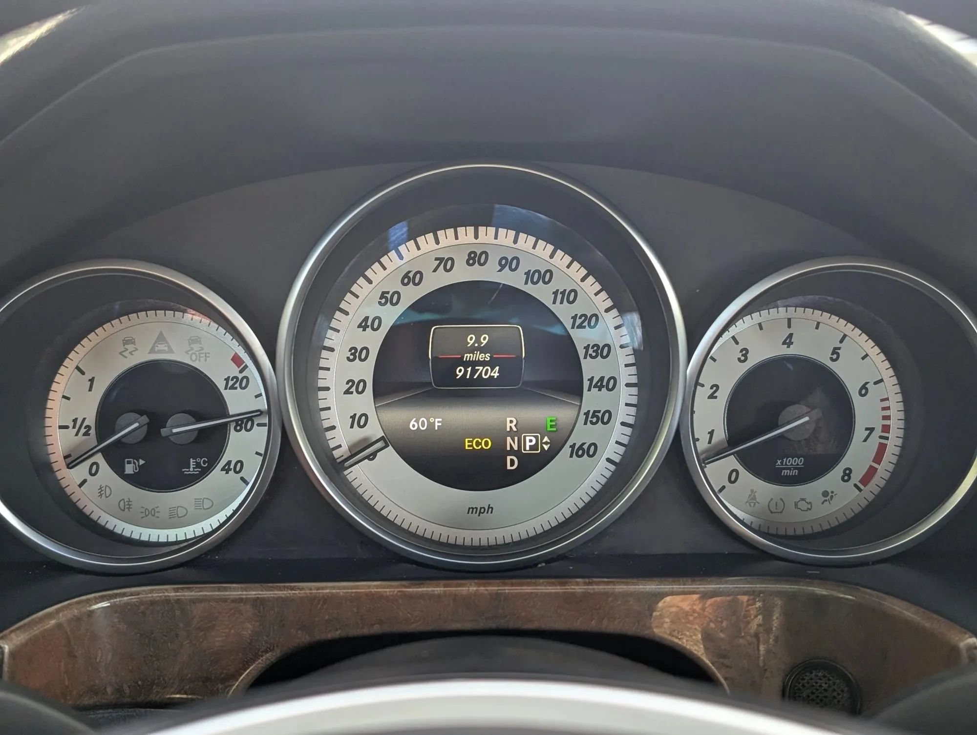 Used 2014 Mercedes-Benz E 350 Sedan image 22
