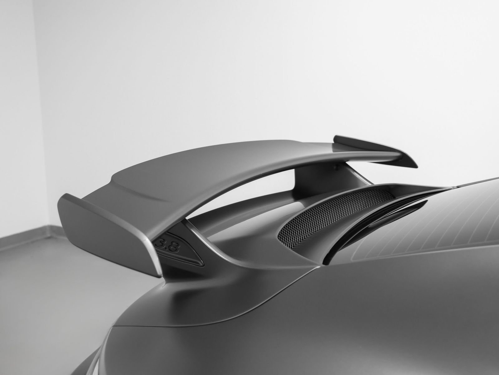 Certified 2015 Porsche 911 GT3 image 17