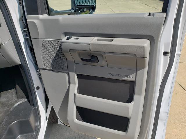 Used 2021 Ford E-350 and Econoline 350 Super Duty w/ Power Windows & Locks Group image 14