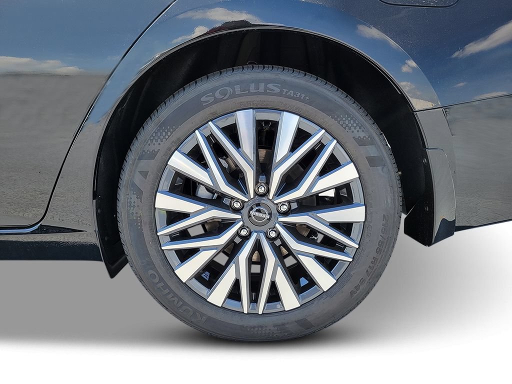 New 2026 Nissan Altima 2.5 SV FWD image 14