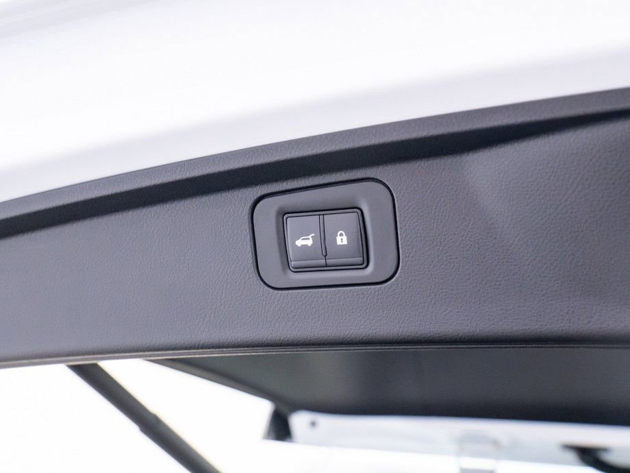 New 2026 INFINITI QX80 Pure w/ Cargo Package image 34