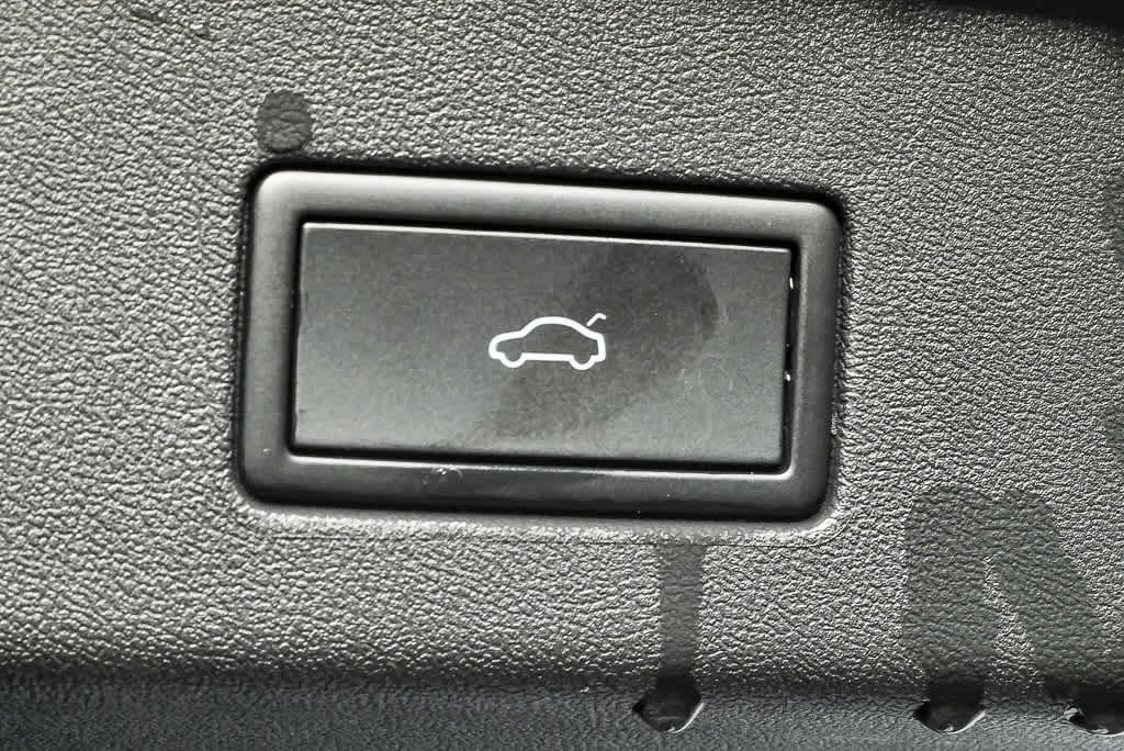 Certified 2023 Volkswagen ID.4 Pro S Plus image 31