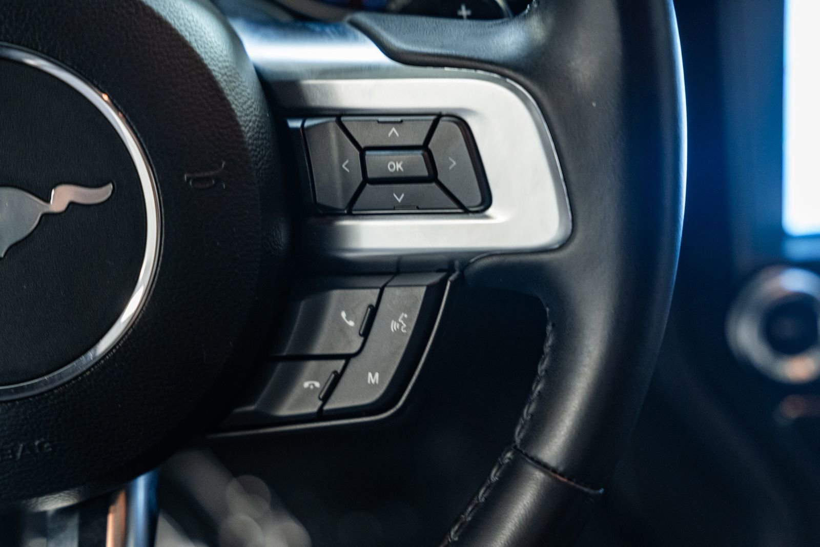 Used 2019 Ford Mustang Premium w/ Ecoboost Performance Package image 33